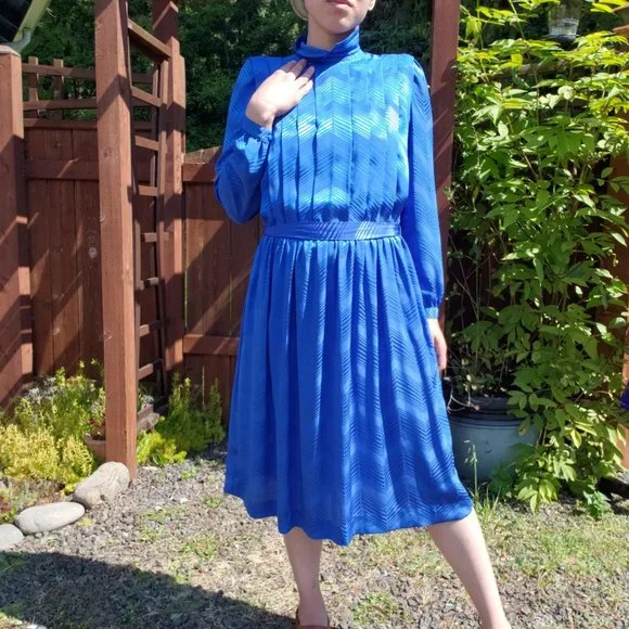 chevron blue dress Lulu B Blue Chevron UPF 50+ Open Cut Dress main image 0